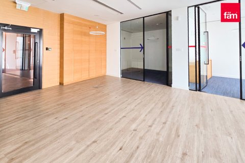 Biuro do wynajęcia w Business Bay, Dubai, ZEA 191.8 mkw., nr 645774 - zdjęcie 9