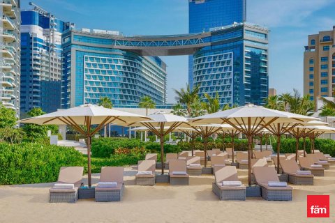 Apartament na sprzedaż w Palm Jumeirah, Dubai, ZEA 3 sypialnie, 154.8 mkw., nr 645777 - zdjęcie 6