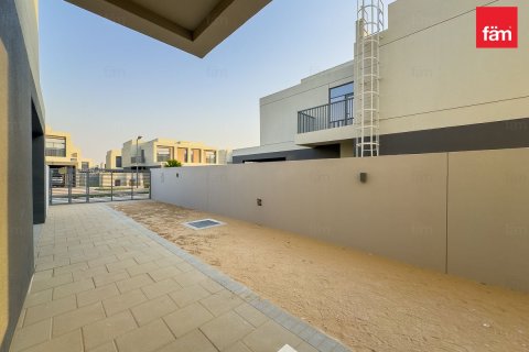 Vilë në Dubai, Emiratet e Bashkuara Arabe 3 dhoma gjumi, 282 m2. № 645775 - Foto 14
