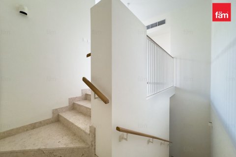 Vilë në Dubai, Emiratet e Bashkuara Arabe 3 dhoma gjumi, 282 m2. № 645775 - Foto 11