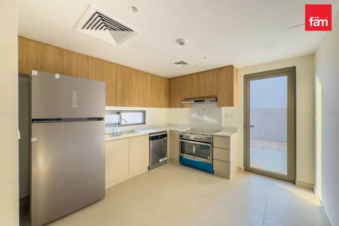 Vilë në Dubai, Emiratet e Bashkuara Arabe 3 dhoma gjumi, 282 m2. № 645775 - Foto 1