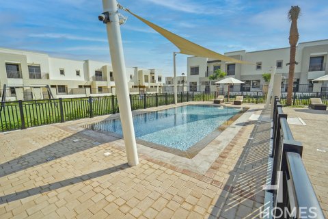 Řadový dům v Town Square, Dubai, SAE 3 ložnice, 199 m² Č.: 597601 - fotografie 21