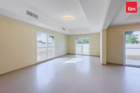 Villa itt: Dubai, EAE, 5 hálószoba, 539.3 m², azonosító: 703579 - fénykép 3