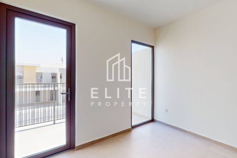 Villa in Tilal Al Ghaf, Dubai, UAE 4 bedrooms № 619835 - photo 14