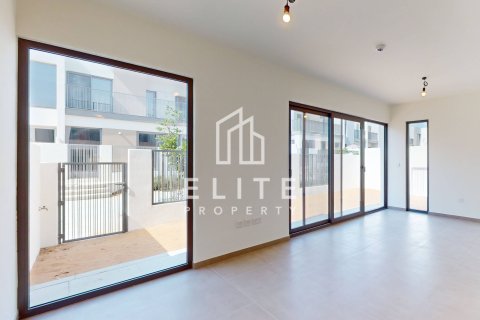 Villa in Tilal Al Ghaf, Dubai, UAE 4 bedrooms № 619835 - photo 3