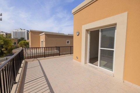 Villa en alquiler en Dubai Silicon Oasis, Dubai, EAU 4 dormitorios, 288 m2 № 754454 - foto 11