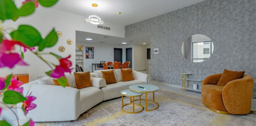 Квартира в Джумейра Бич Резиденс, Дубай, ОАЭ 1 комната, 113м2 № 722418