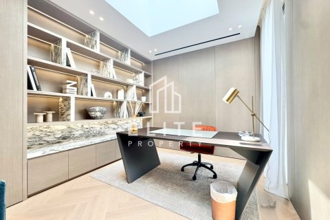 Villa in vendita a Palm Jumeirah, Dubai, EAU 5 camere da letto, 632 mq. № 754708 - foto 10