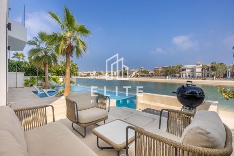 Vila u Palm Jumeirah, Dubai, UAE 632 m2, 5 spavaćih soba Br. 754708