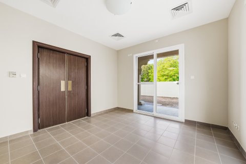 Vila di Dubai Silicon Oasis, UAE 4 bilik tidur, 288 meter persegi № 754453 - foto 8
