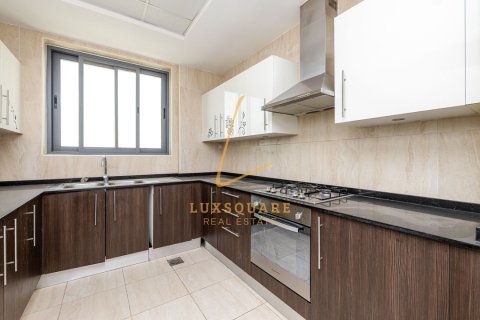 Apartament de închiriat în Al Furjan, Dubai, EAU 2 dormitoare, 127 mp.  №718144 - poză 8