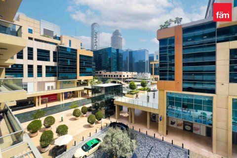 Apartment in Business Bay, Dubai, UAE 61.2 sq.m. № 612524 - photo 2