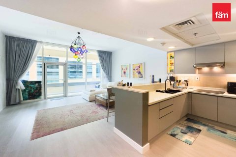 Apartment in Business Bay, Dubai, UAE 61.2 sq.m. № 612524 - photo 9