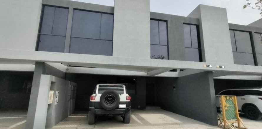Townhouse in Tilal City, Sharjah, UAE 4 bedrooms, 247.2 sq.m. № 748579
