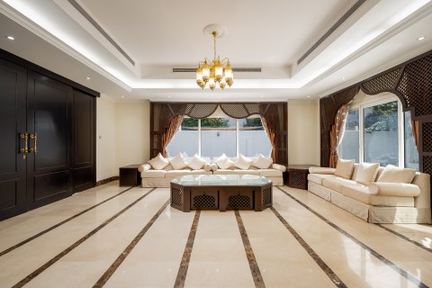 Al Barsha、Dubai、UAE にあるヴィラ販売中 6ベッドルーム、1393.55 m2、No748574 - 写真 3