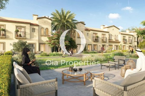 Townhouse in Abu Dhabi, UAE 3 bedrooms, 151 sq.m. № 612236 - photo 2