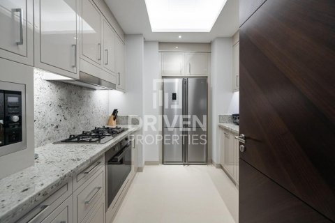 Huoneisto Downtown Dubai (Downtown Burj Dubai), Dubai, Arabiemiraatit 3 makuuhuonetta, 225.94 m2 № 745125 - kuva 14