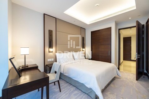 Huoneisto Downtown Dubai (Downtown Burj Dubai), Dubai, Arabiemiraatit 3 makuuhuonetta, 225.94 m2 № 745125 - kuva 9