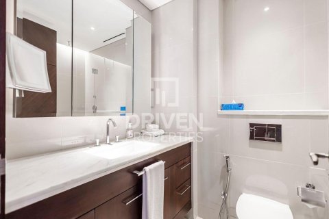 Apartment til leje i Downtown Dubai (Downtown Burj Dubai), Dubai, UAE 2 soveværelser, 143.26 kvm № 745124 - foto 16