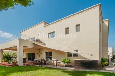 Vilă de închiriat în The Lakes, Dubai, EAU 4 dormitoare, 373.37715700 mp.  №583531 - poză 6