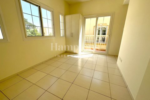 Villa in The Springs, Dubai, UAE 2 bedrooms, 174.05005438 sq.m. № 583530 - photo 12