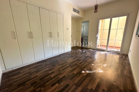 Villa in The Springs, Dubai, UAE 2 bedrooms, 174.05005438 sq.m. № 583530 - photo 8