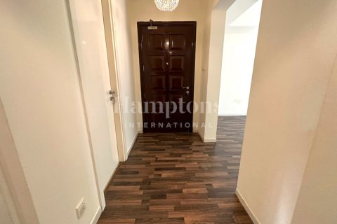 Villa in The Springs, Dubai, UAE 2 bedrooms, 174.05005438 sq.m. № 583530 - photo 7