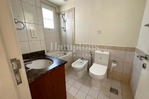 Villa in The Springs, Dubai, UAE 2 bedrooms, 174.05005438 sq.m. № 583530 - photo 20