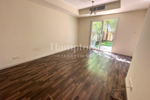 Villa in The Springs, Dubai, UAE 2 bedrooms, 174.05005438 sq.m. № 583530 - photo 6
