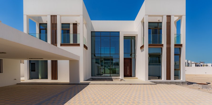 Villa in Abu Dhabi, UAE 5 bedrooms, 1399.96 sq.m. № 764152
