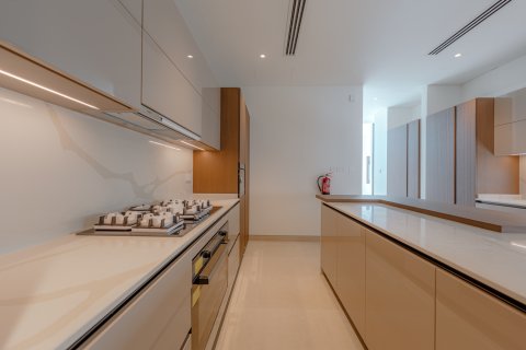 Villa in Abu Dhabi, UAE 5 bedrooms, 1399.96 sq.m. № 764152 - photo 19