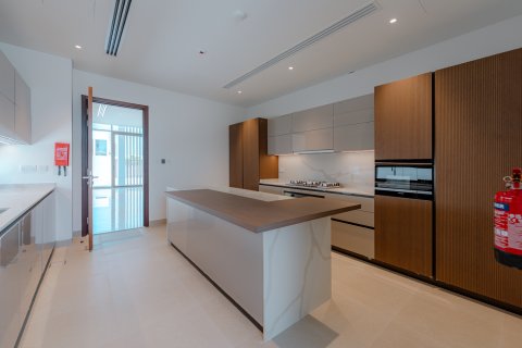 Villa in Abu Dhabi, UAE 5 bedrooms, 1399.96 sq.m. № 764152 - photo 18