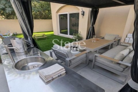 Villa in Serena, Dubai, UAE 3 bedrooms, 263 sq.m. № 737440 - photo 19