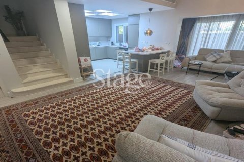 Villa in Serena, Dubai, UAE 3 bedrooms, 263 sq.m. № 737440 - photo 18