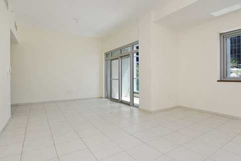 Business Bay, Dubai, UAE의 임대용 아파트 침실 3개, 205.04제곱미터 번호 764248 - 사진 1
