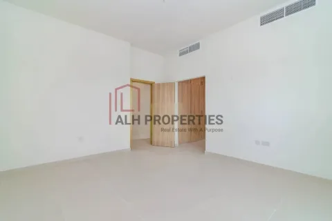 Kamienica na sprzedaż w Dubai Land, Dubai, ZEA 4 sypialnie, 230 mkw., nr 691150 - zdjęcie 14