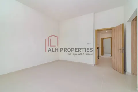 Kamienica na sprzedaż w Dubai Land, Dubai, ZEA 4 sypialnie, 230 mkw., nr 691150 - zdjęcie 8