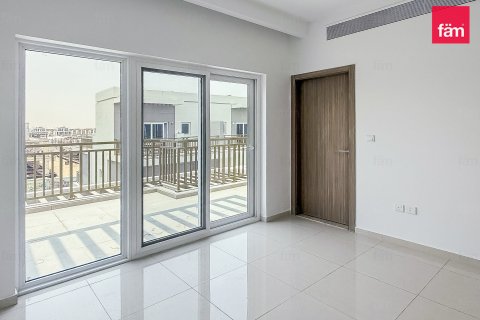 Townhouse sa Dubai, UAE 4 silid-tulugan, 242.1 sq.m. № 738601 - larawan 2