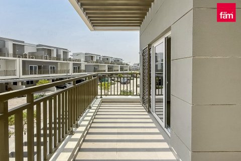 Townhouse sa Dubai, UAE 4 silid-tulugan, 242.1 sq.m. № 738601 - larawan 1