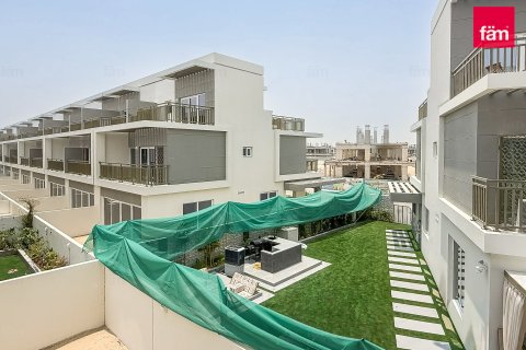 Townhouse sa Dubai, UAE 4 silid-tulugan, 242.1 sq.m. № 738601 - larawan 27