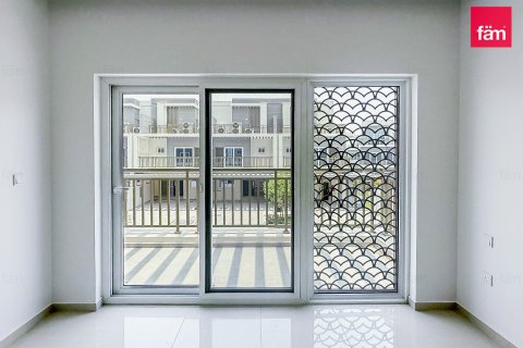 Townhouse sa Dubai, UAE 4 silid-tulugan, 242.1 sq.m. № 738601 - larawan 5