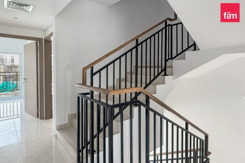 Townhouse sa Dubai, UAE 4 silid-tulugan, 242.1 sq.m. № 738601 - larawan 24