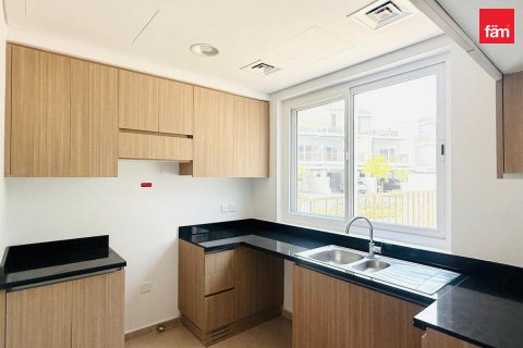 Townhouse sa Dubai, UAE 4 silid-tulugan, 242.1 sq.m. № 738601 - larawan 3