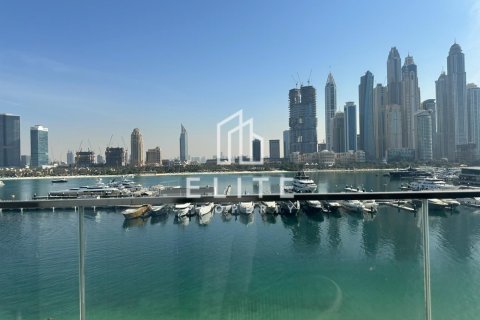 Apartament do wynajęcia w Dubai Harbour, Dubai, ZEA 2 sypialnie, 111 mkw., nr 681714 - zdjęcie 18