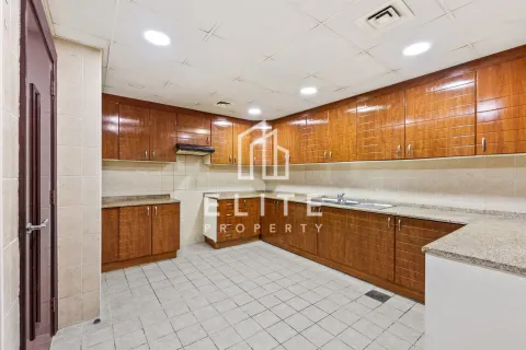 Apartament do wynajęcia w Dubai, ZEA 2 sypialnie, 151 mkw., nr 681715 - zdjęcie 21