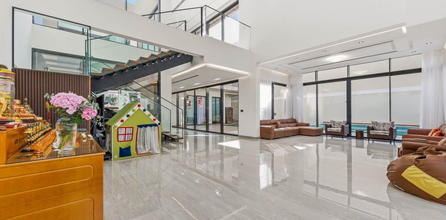 Villa Mohammed Bin Rashid City, Dubaijā, AAE 5 istabas, 559.09 m2 Nr. 749087