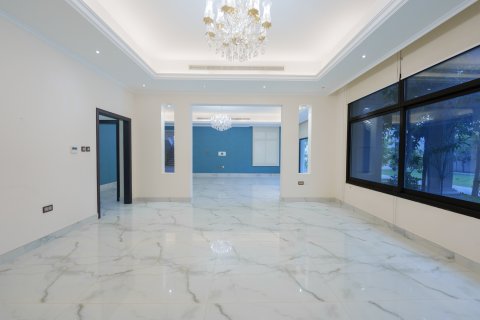Vila di Shakhbout City, Abu Dhabi, UEA 6 kamar tidur, 1393.45 m2 nomor 749084 - foto 8