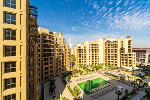 Apartament na sprzedaż w Umm Suqeim, Dubai, ZEA 2 sypialnie, 101 mkw., nr 696341 - zdjęcie 1