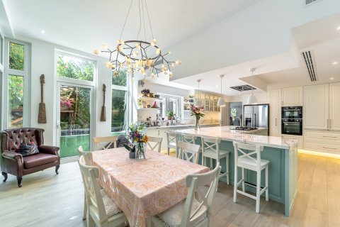 Discovery Gardens, Dubai, UAE의 판매용 빌라 침실 5개, 427제곱미터 번호 696338 - 사진 8