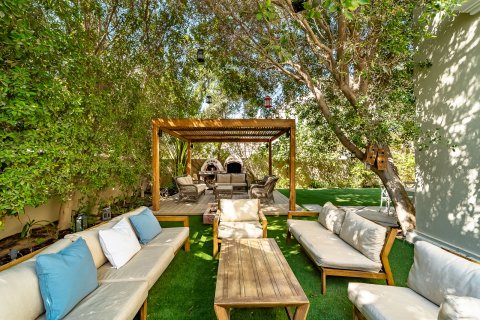 Discovery Gardens, Dubai, UAE의 판매용 빌라 침실 5개, 427제곱미터 번호 696338 - 사진 25